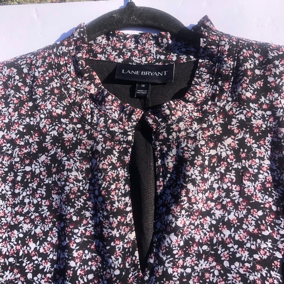Lane Bryant dark cottagecore floral blouse 18 - Picture 4 of 8